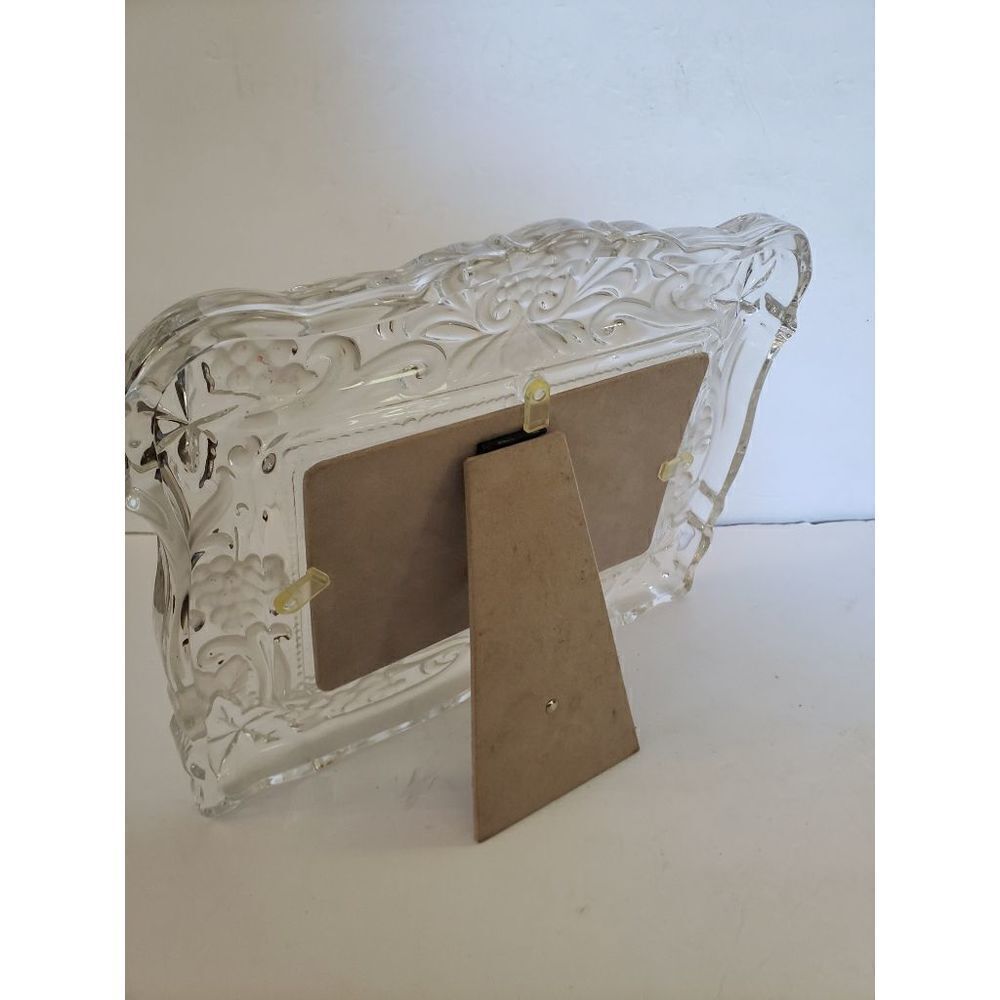 Double Glass Photo Frame - Picture 3 of 7